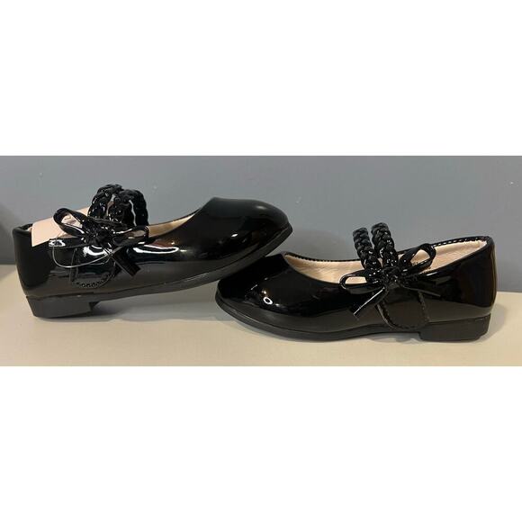 NIB Laura Ashley Toddler Girls' Black Dress Shoes - Size 6 - Picture 2 of 6